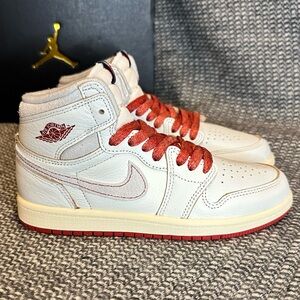 🆕 Jordan 1 Retro High Top Shoes